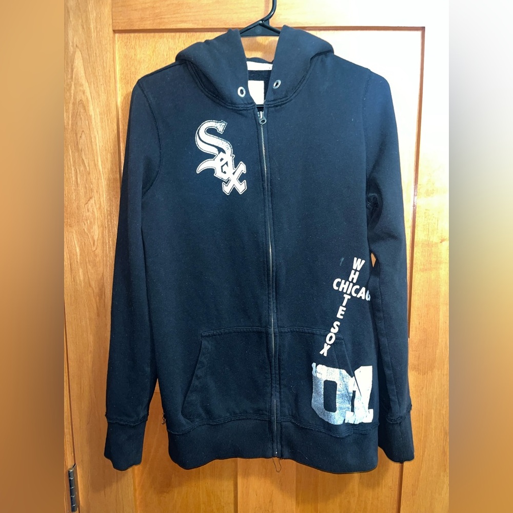PINK Victoria’s Secret MLB Chicago White Sox Vintage Full Zip Hoodie Large